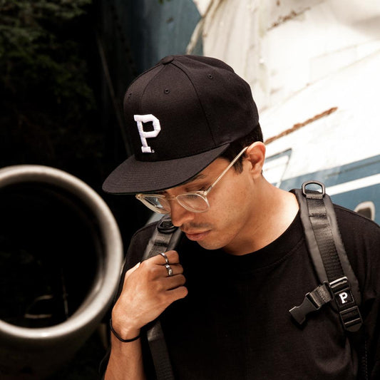 Snapback "P" Cap - Classic