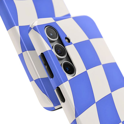 Funda resistente para teléfono con estampado ondulado de cuadros azules | Estética