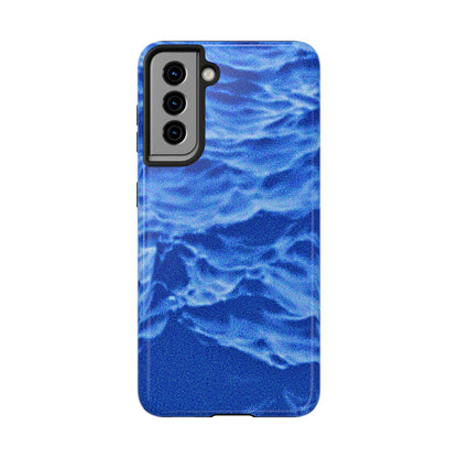 Funda resistente para teléfono azul oscuro con olas del océano borrosas | Estética