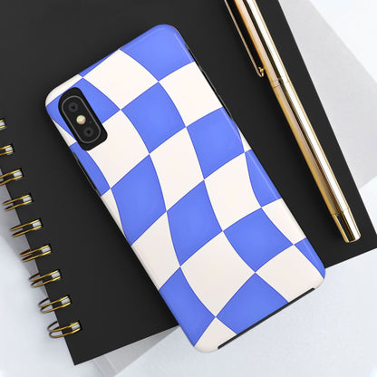 Funda resistente para teléfono con estampado ondulado de cuadros azules | Estética