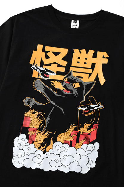 YeT009 Catzilla Destruction Tee